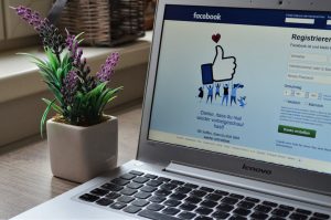 facebook grey checkmark